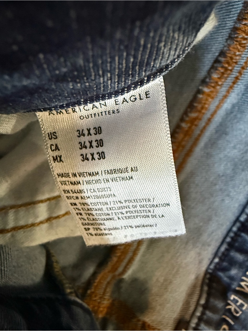 American Eagle Outfitters Men's airflex Blue Washed Straight Jeans (Pair) - Picture 6 of 7
